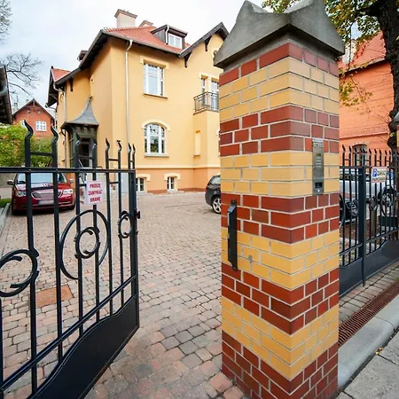 Apartment Very Berry - Orzeszkowej 14 - Mtp Apartment, Parking, Check In 24h