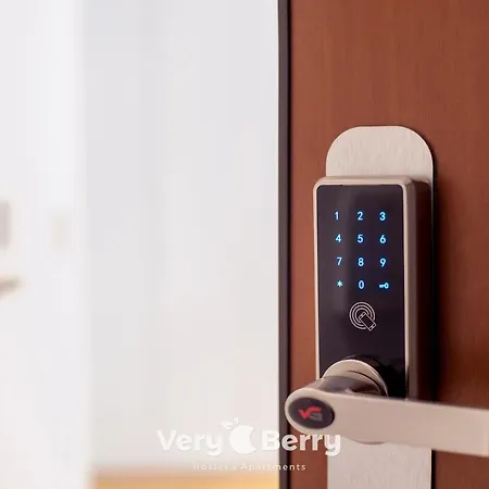 Very Berry - Orzeszkowej 14 - Mtp Apartment, Parking, Check In 24h *