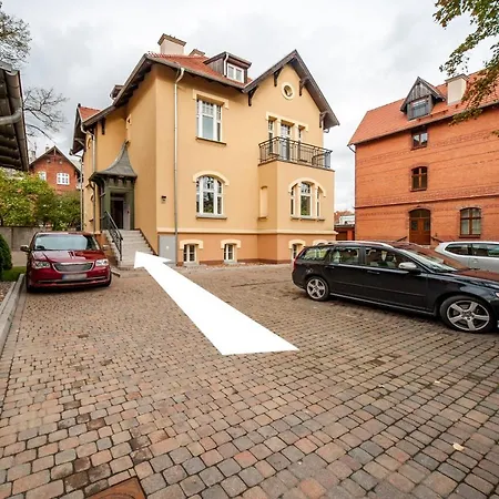 Very Berry - Orzeszkowej 14 - Mtp Apartment, Parking, Check In 24h Apartment Poznan